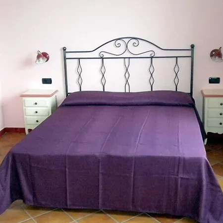 Il Porticciolo Di Готель типу 