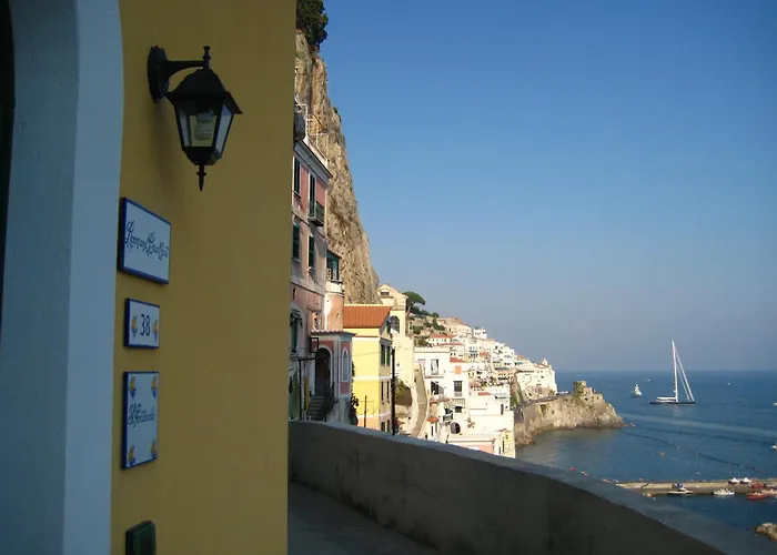Il Porticciolo Di Amalfi